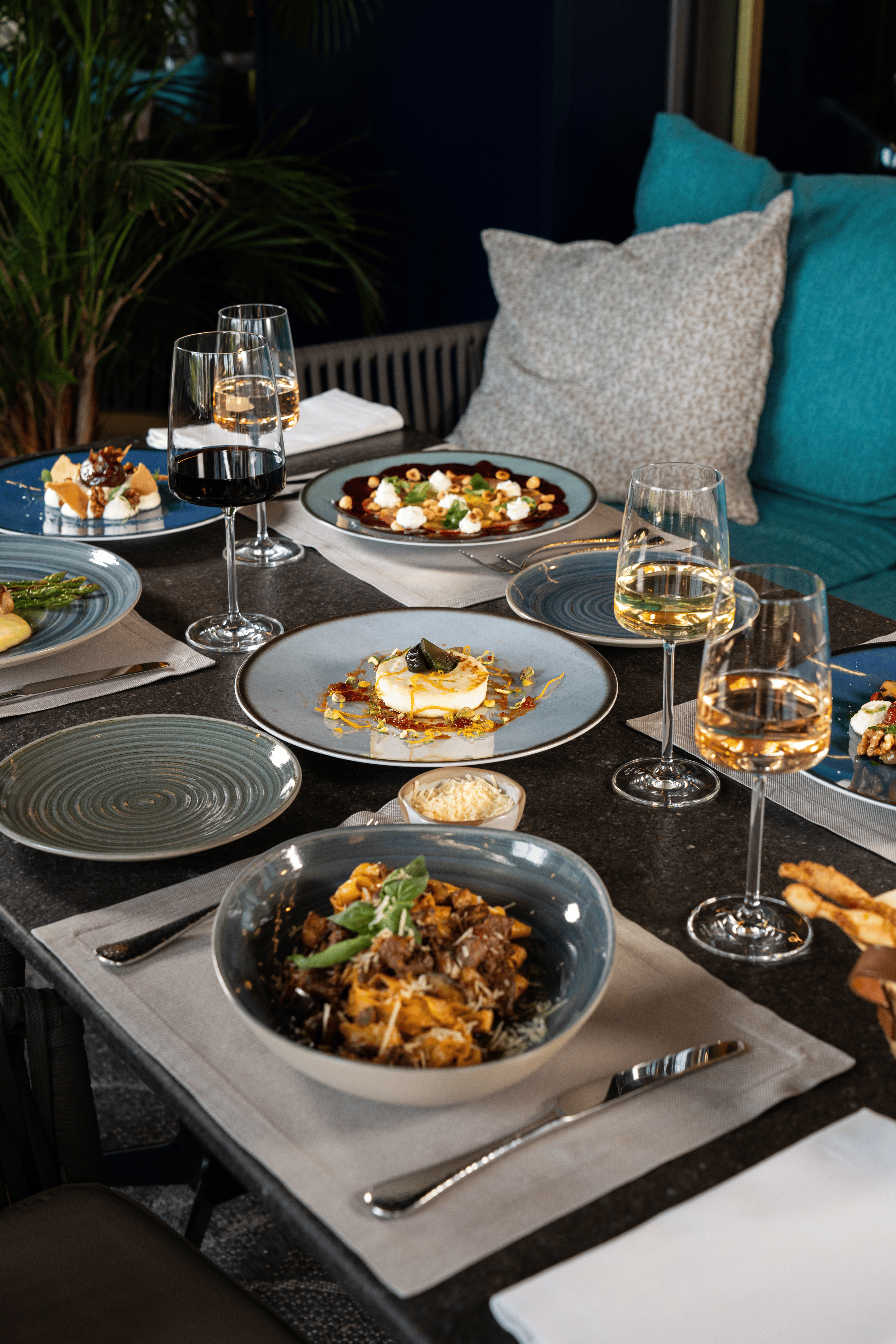 Mediterra Restaurant & Wine Bar