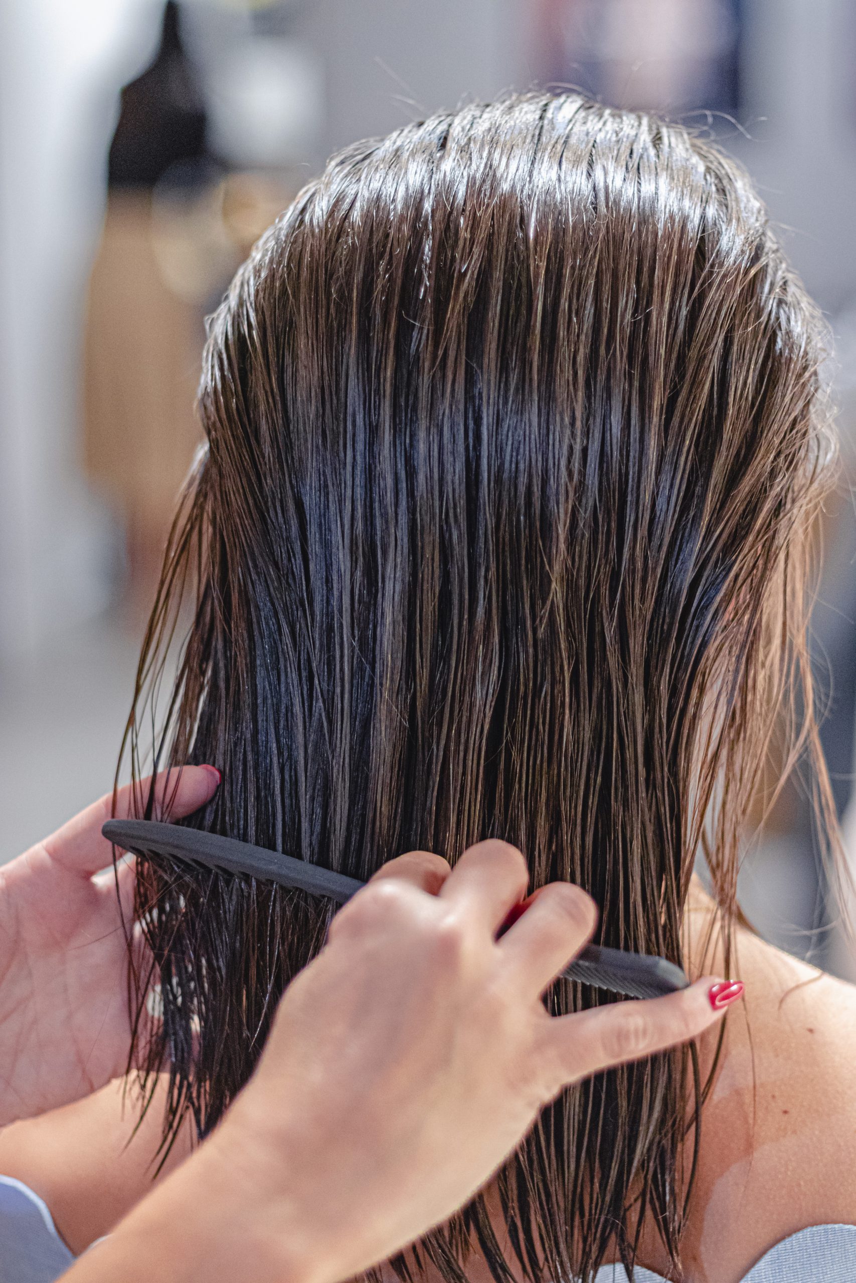 Energizing treatment for thinning hair